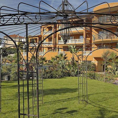 Appart Hotel Lou Castelet Carros Kültér fotó
