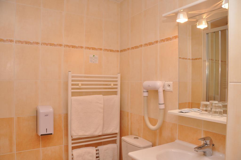 Appart Hotel Lou Castelet Carros Szoba fotó